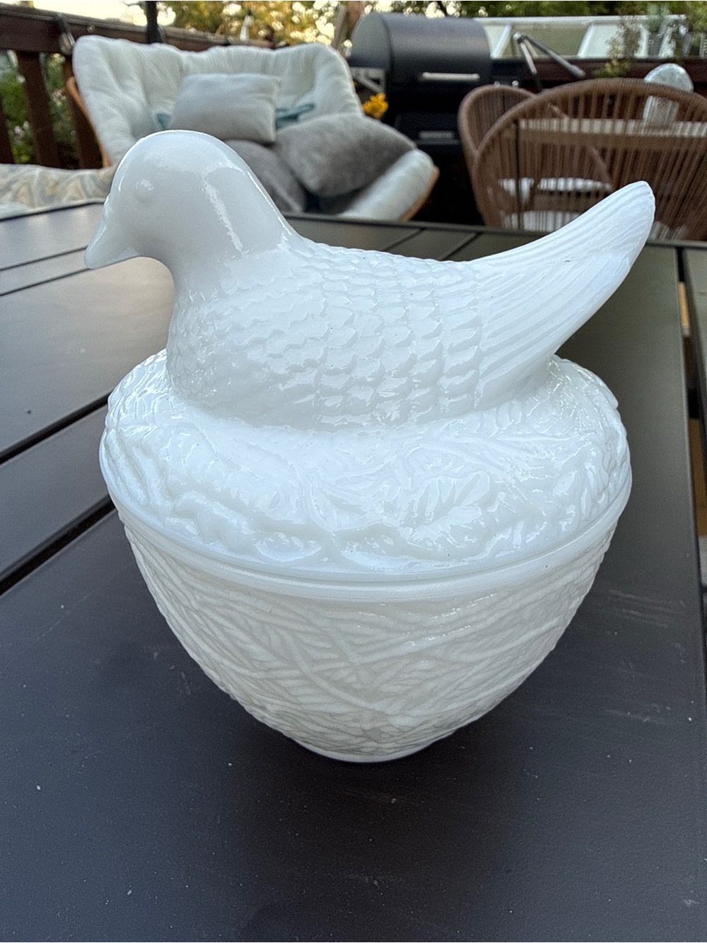Vintage Avon White Milk Glass bird on Nest Lidded Dish – 1970s